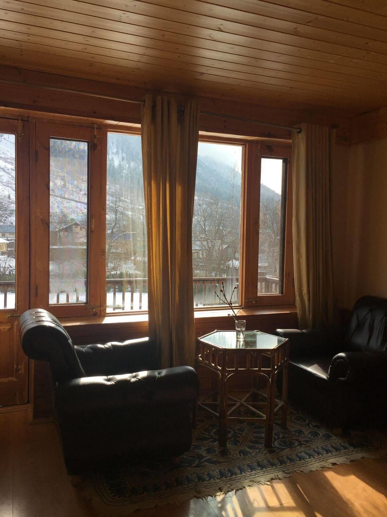 Himalaya House Hotel Pahalgam Bagian luar foto