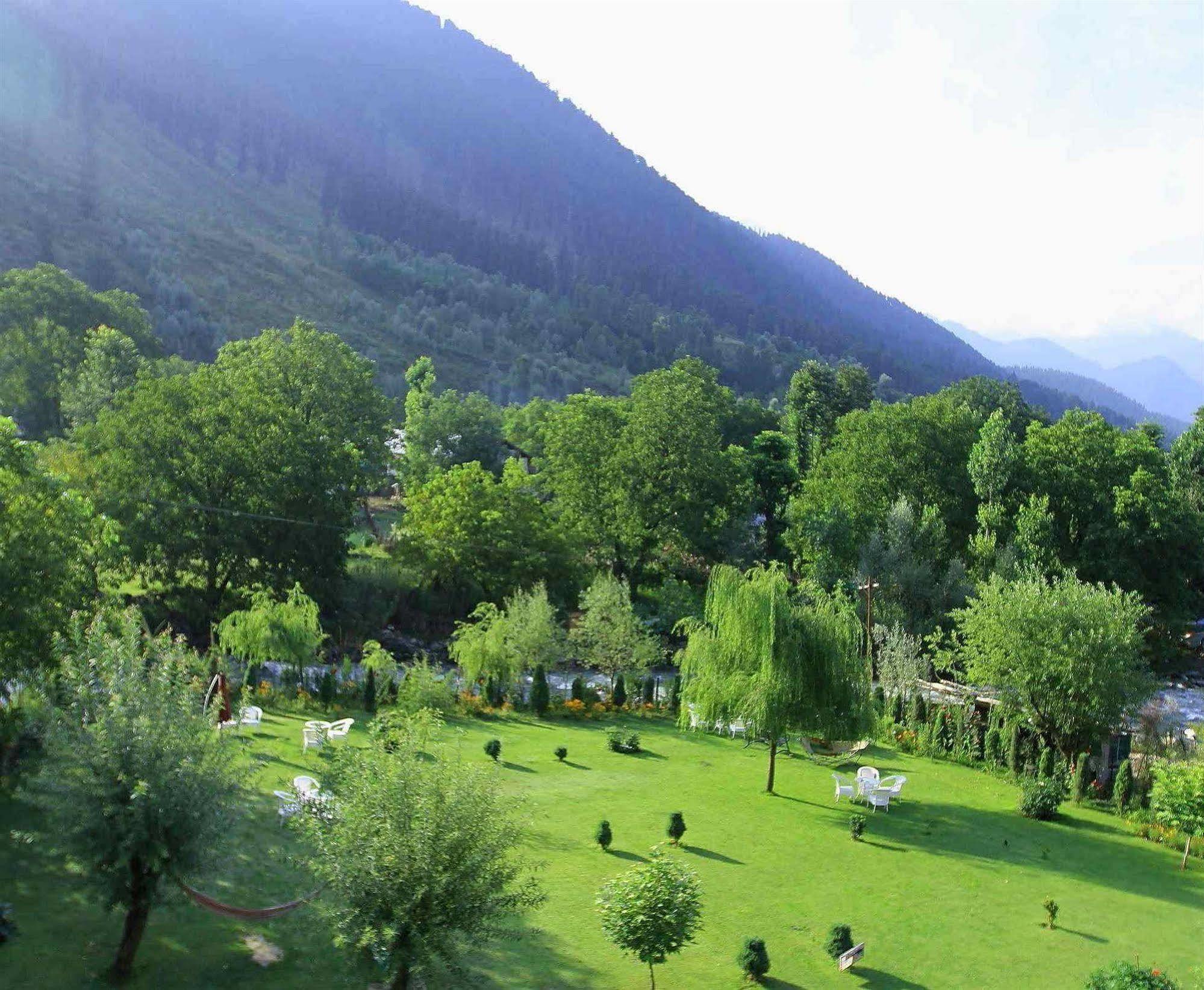 Himalaya House Hotel Pahalgam Bagian luar foto