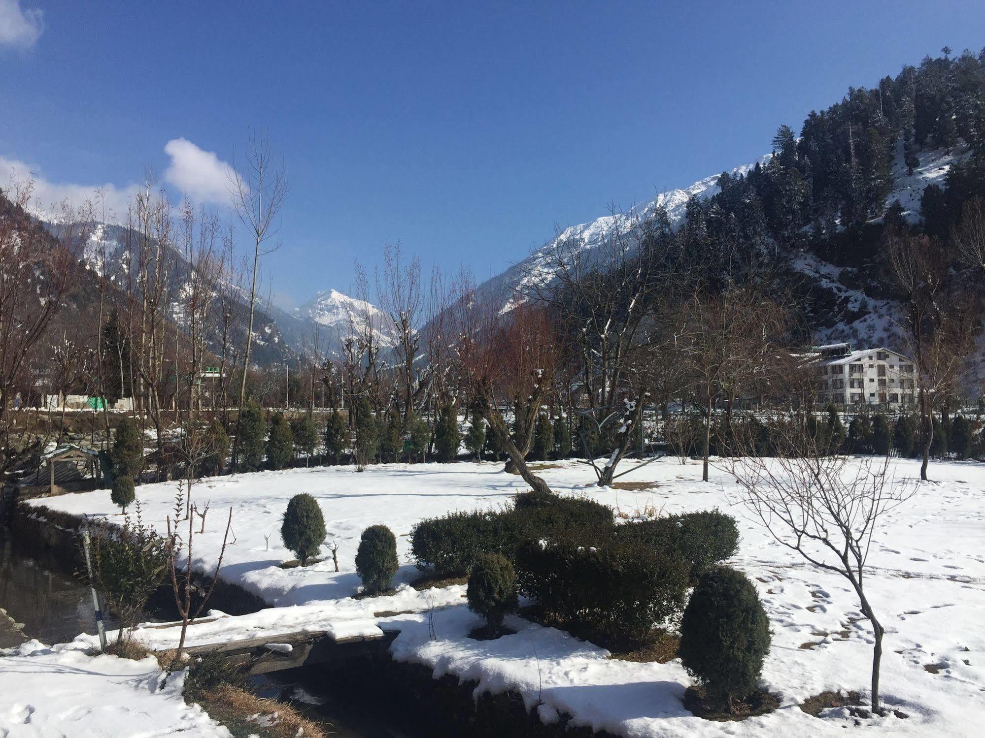 Himalaya House Hotel Pahalgam Bagian luar foto