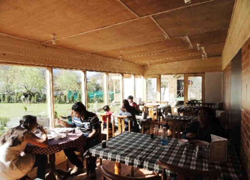 Himalaya House Hotel Pahalgam Bagian luar foto